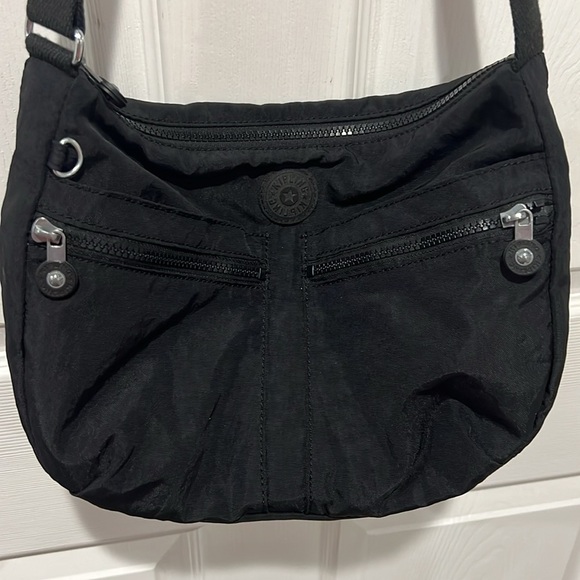 Kipling live light black cross body shoulder bag - Picture 1 of 10